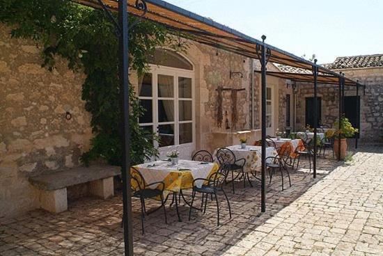 Masseria Ciancio Casa Serrafiori Exterior photo